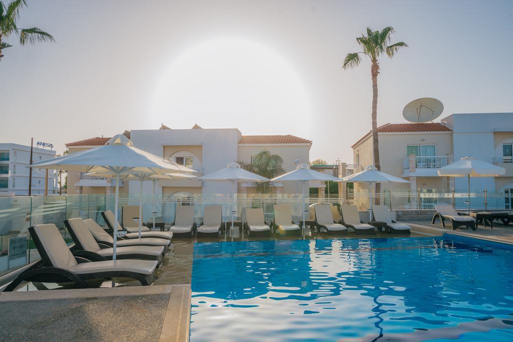 New Famagusta Hotel & Suites Ayia Napa Exterior foto